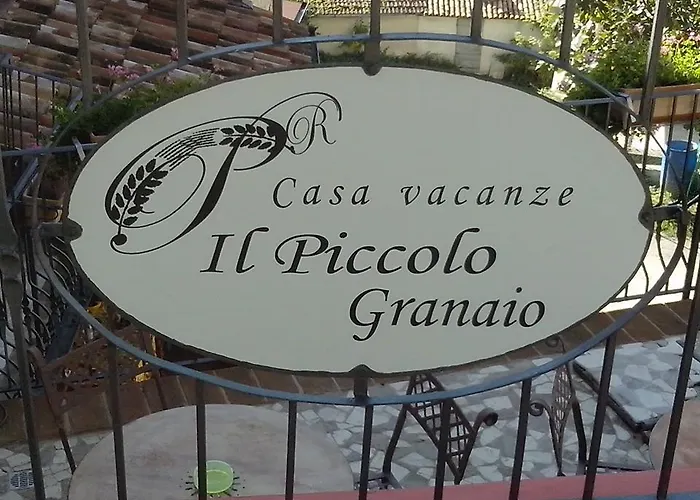 בית נופש Il Piccolo Granaio